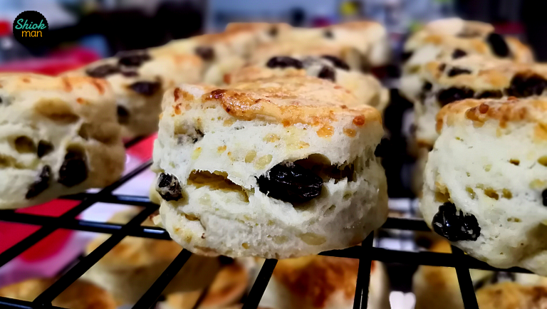 Cheese and Raisin Scones